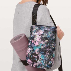 Lululemon | Off The Mat Pouch: Neoprene - Used